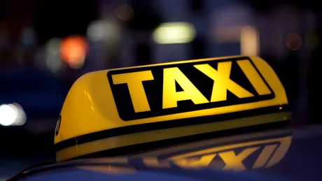 5 obiceiuri proaste pe care le au unii taximetriști și care îi enervează pe clienți