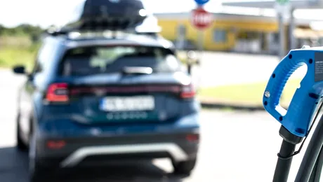 Cum pregătești un SUV electric pentru drumuri lungi fără stres