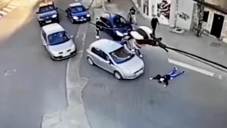 O femeie din București a vrut să însceneze un accident. Momentul a fost filmat