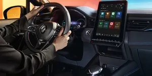 Este sănătos pentru mașina automată să o scoți din viteză la semafor? Un mecanic explică riscurile
