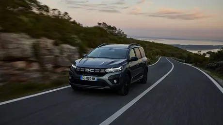 Cum se descurcă Dacia Jogger cu motorizarea Hybrid 140 pe Autobahn - VIDEO