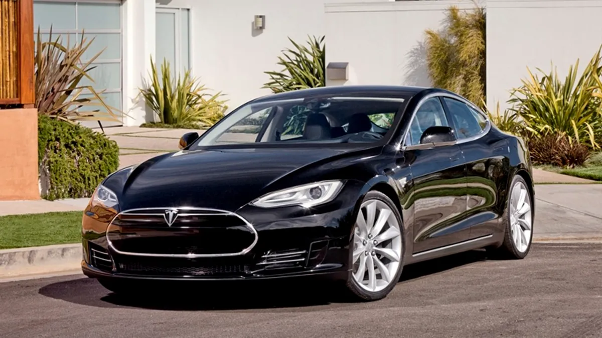 Tesla Motors solicită un împrumut secret