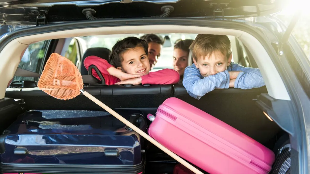 este-legal-sa-transporti-pasageri-in-portbagajul-unui-suv-care-sunt-obligatiile-soferului 