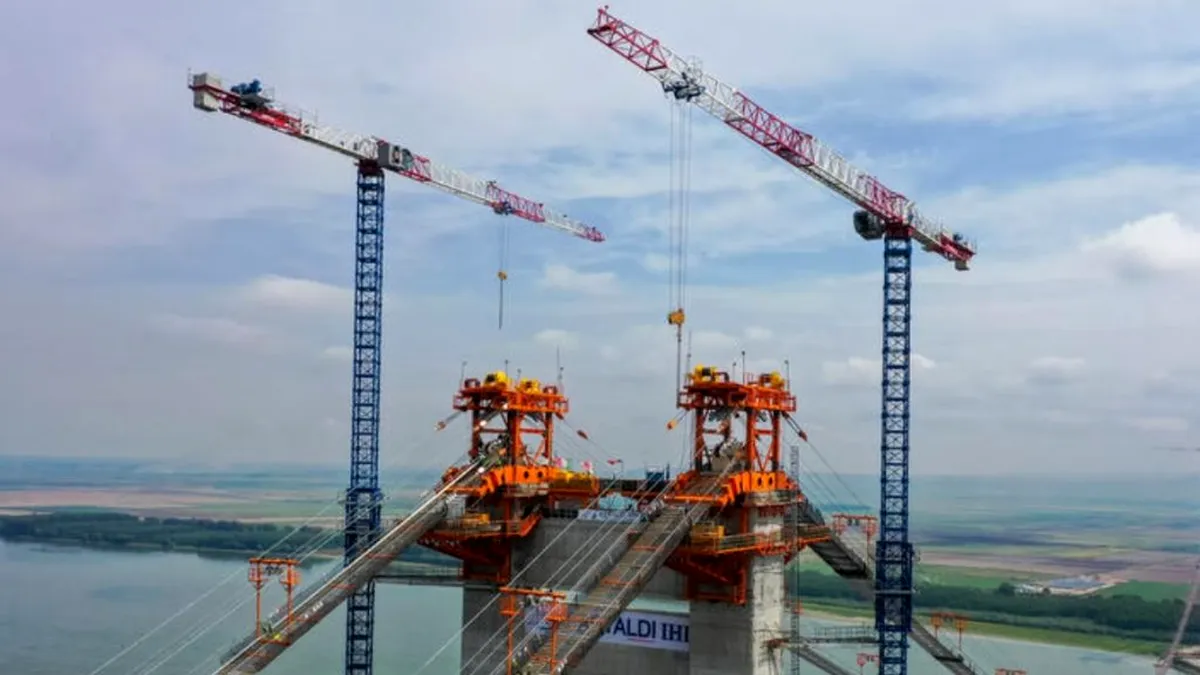 VIDEO. Cum avansează lucrările la Podul suspendat de la Brăila