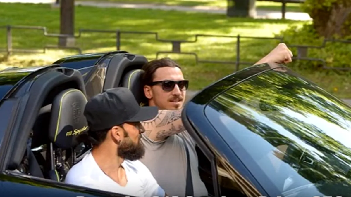 Ce aplicatii auto are instalate în telefon Ibrahimovic