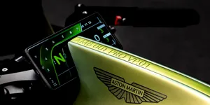 Prima motocicletă cu sigla Aston Martin: vor fi produse doar 100 de unități