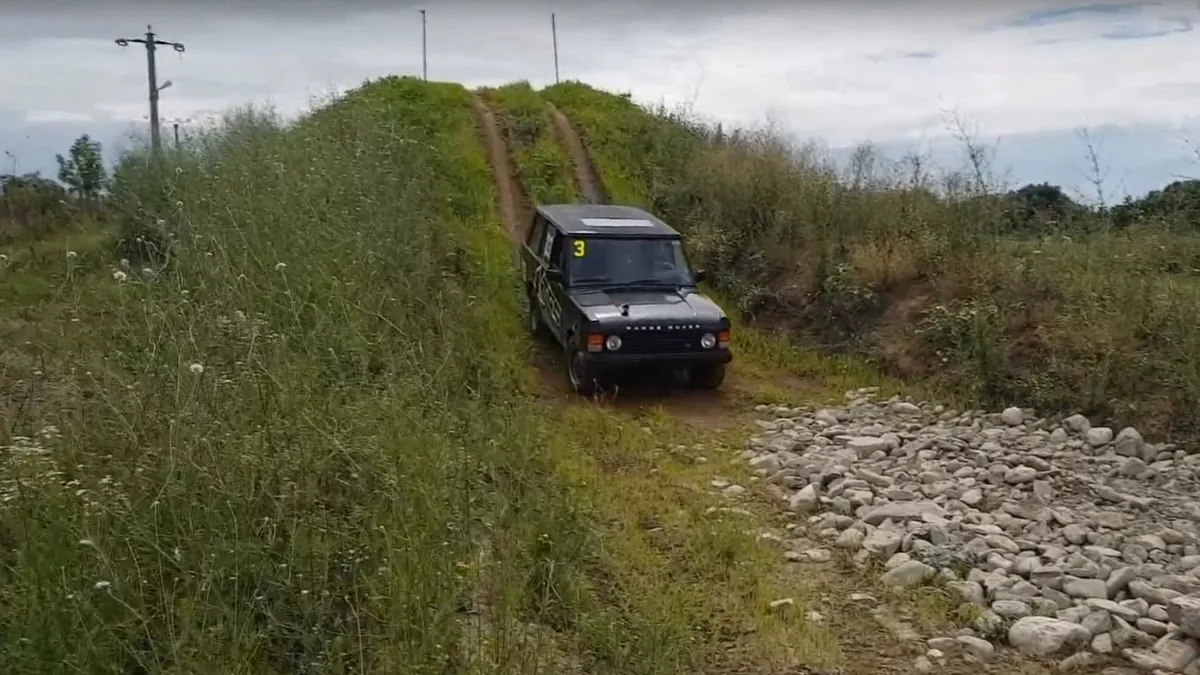 Circuit de off-road deschis la 30 de km de Bucureşti - VIDEO