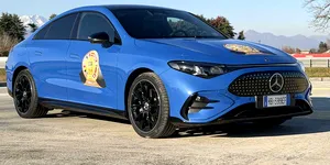 Mercedes-Benz CLA este Car of the Year 2026, după ce a devansat Dacia Bigster, Kia EV4 și Renault 4