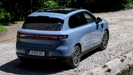 Review – Am testat Leapmotor B10 Hybrid EV în România. Ce ne-a plăcut și ce mai are de îmbunătățit