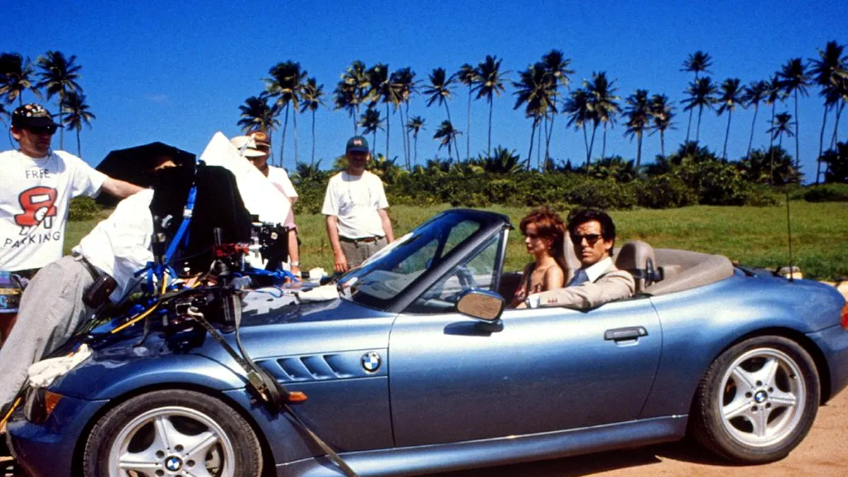 25 de ani de când James Bond a condus primul BMW Z3