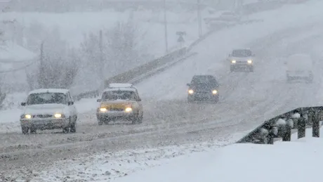 Sfaturi de condus iarna - de la anvelope iarnă până la controlul maşinii
