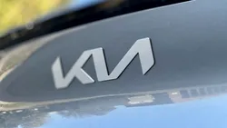 Kia și Genesis recheamă peste 230.000 de vehicule pentru posibile scurgeri de carburant