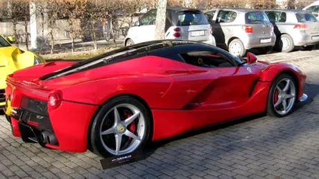 Acesta este primul Ferrari LaFerrari second-hand din lume - GALERIE FOTO