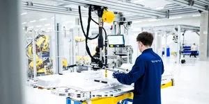 BMW și Rimac colaborează pentru dezvoltarea bateriei pentru sedanul i7