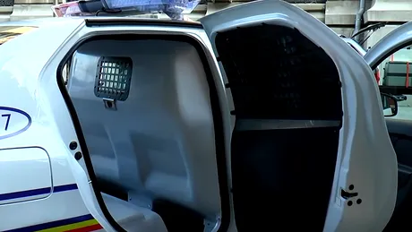 Cum arată primele autospeciale modificate pentru arest ale Poliţiei Române - VIDEO