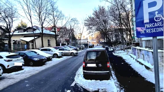 Parcările de reședință din Sectorul 1 se gestionează exclusiv online. Unde primesc sprijin șoferii și cât costă abonamentul în 2026