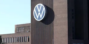 Volkswagen va tăia 50.000 de locuri de muncă, din cauza înjumătățirii profitului companiei