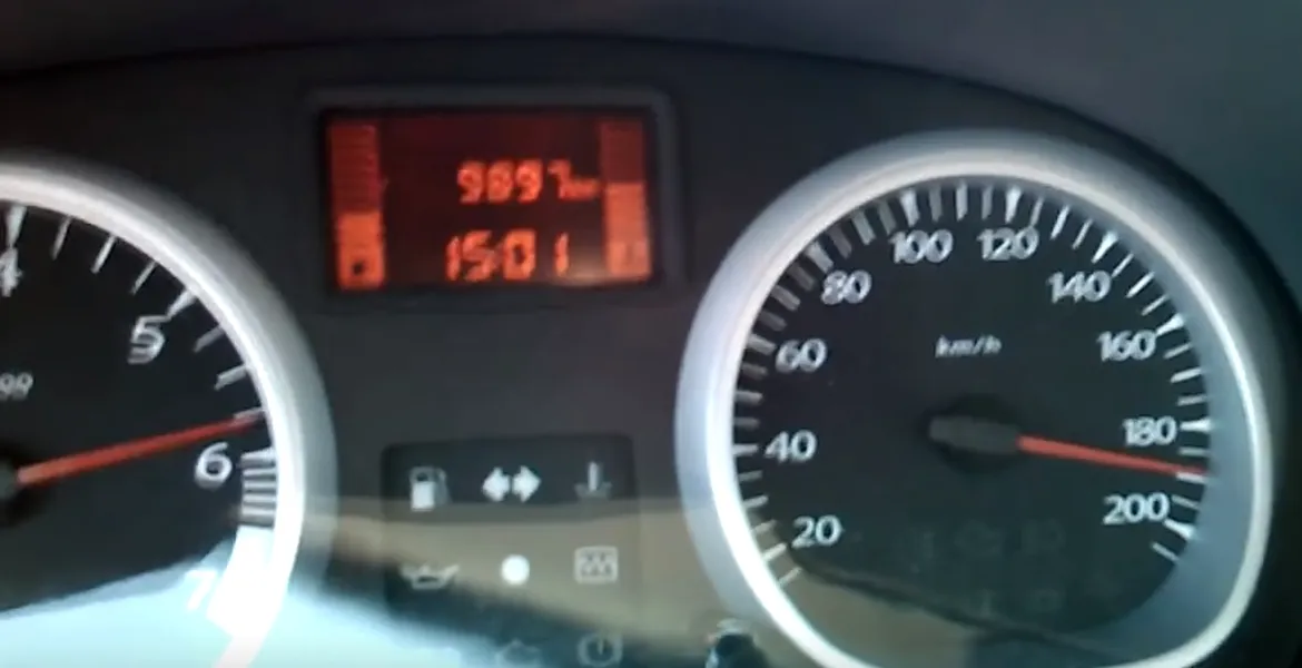 Şoferul unei Dacia Duster încearcă să atingă 200 de km/h – VIDEO