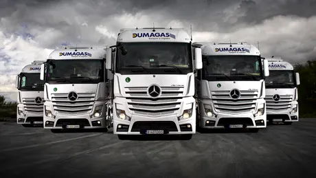 Poveşti de la bordul lui Mercedes-Benz Actros, disponibile pe platforma online RoadStars