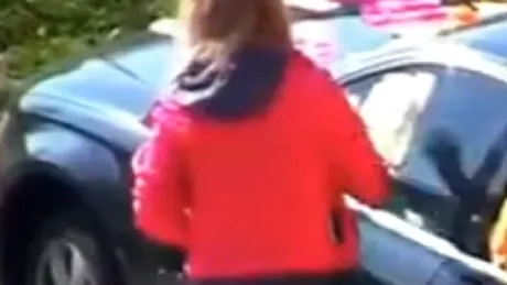 VIDEO Surpriza de care a avut parte o şoferiţă din România care a parcat pe locul altcuiva