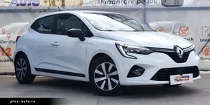 Mașina Zilei: Merită 11.500 de euro un Renault Clio hibrid din 2023? Puncte forte și compromisuri