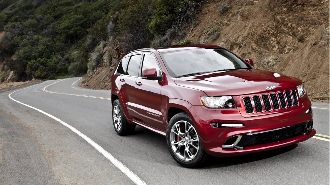 3-jeep-grand-cherokee-srt8-new-york-2011-001 