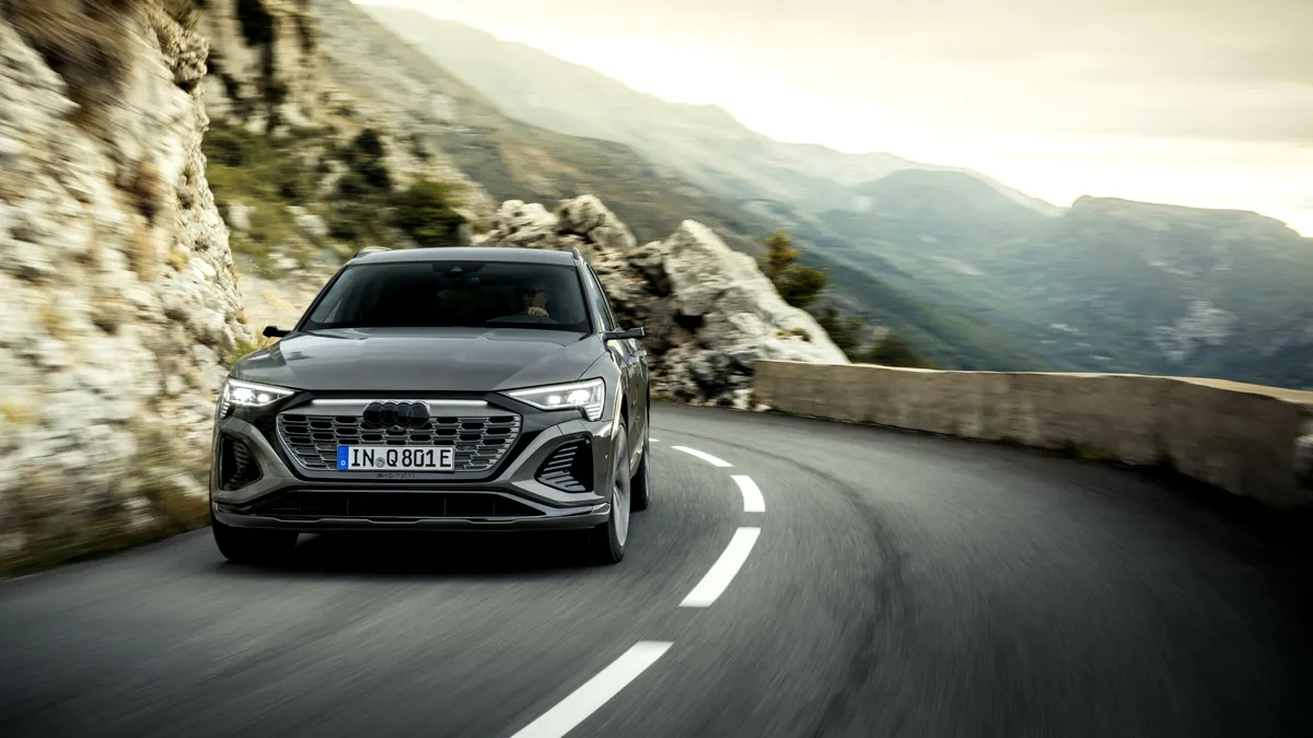 Audi Q8 e-tron va fi retras din producție la începutul anului viitor, odată cu închiderea fabricii din Belgia