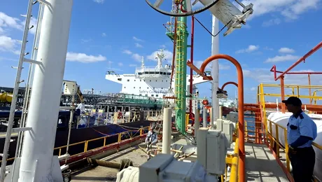 Greva care ar putea paraliza România, în noiembrie. Angajații Oil Terminal pregătesc sistarea activității