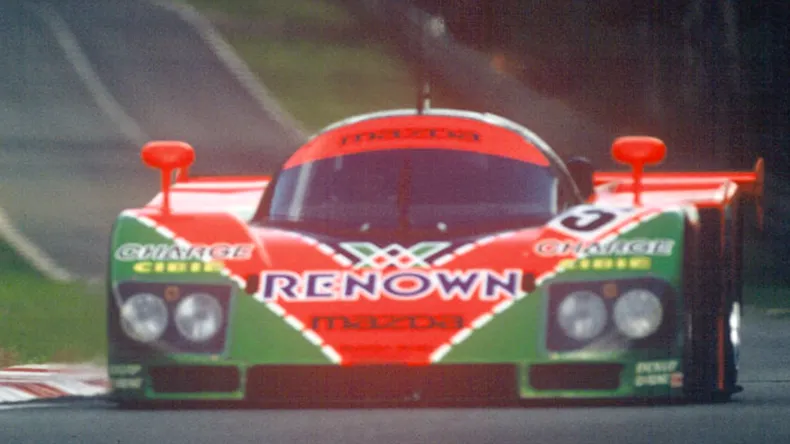Mazda 787B va participa la Le Mans Classic 2026. Singura mașină cu motor rotativ care a câștigat Le Mans