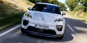 Porsche Macan primește un nou pachet Advanced. Cât costă în România și ce dotări include