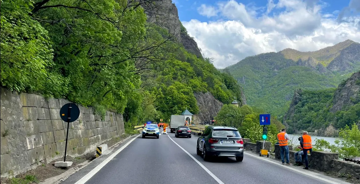 Traficul pe Valea Oltului se redeschide mai devreme decât era stabilit