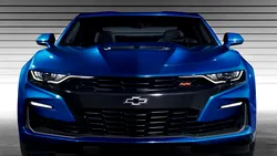 Chevrolet va reînvia numele Camaro sub forma unui model în patru uși