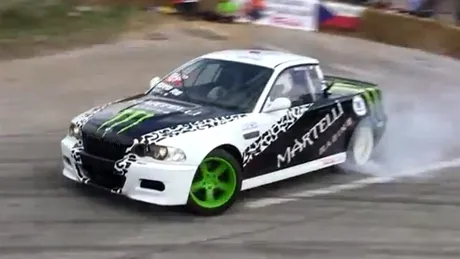 VIDEO: Drifturi cu BMW M3 pick-up