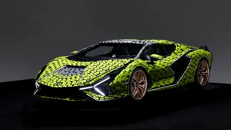 O replică 1:1 Lamborghini Sián FKP 37, construită din piese LEGO, poate fi văzută în România