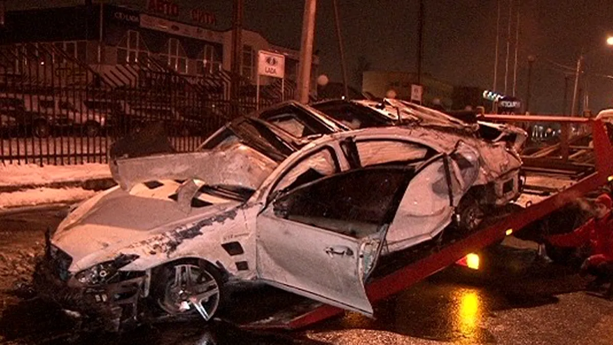 Accident cu Mercedes-Benz S65 AMG la 200 km/h!