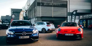 Peste 120 de mașini personalizate își dau întâlnire în acest weekend în București. Eveniment auto la Mega Mall între 21 și 22 iunie