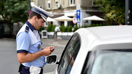 Mesajul viral al Poliţiei Române pentru toţi şoferii. „Mi-a zis Gabriela că sunteţi pe strada cealaltă! Fata care vorbeşte la Waze!”