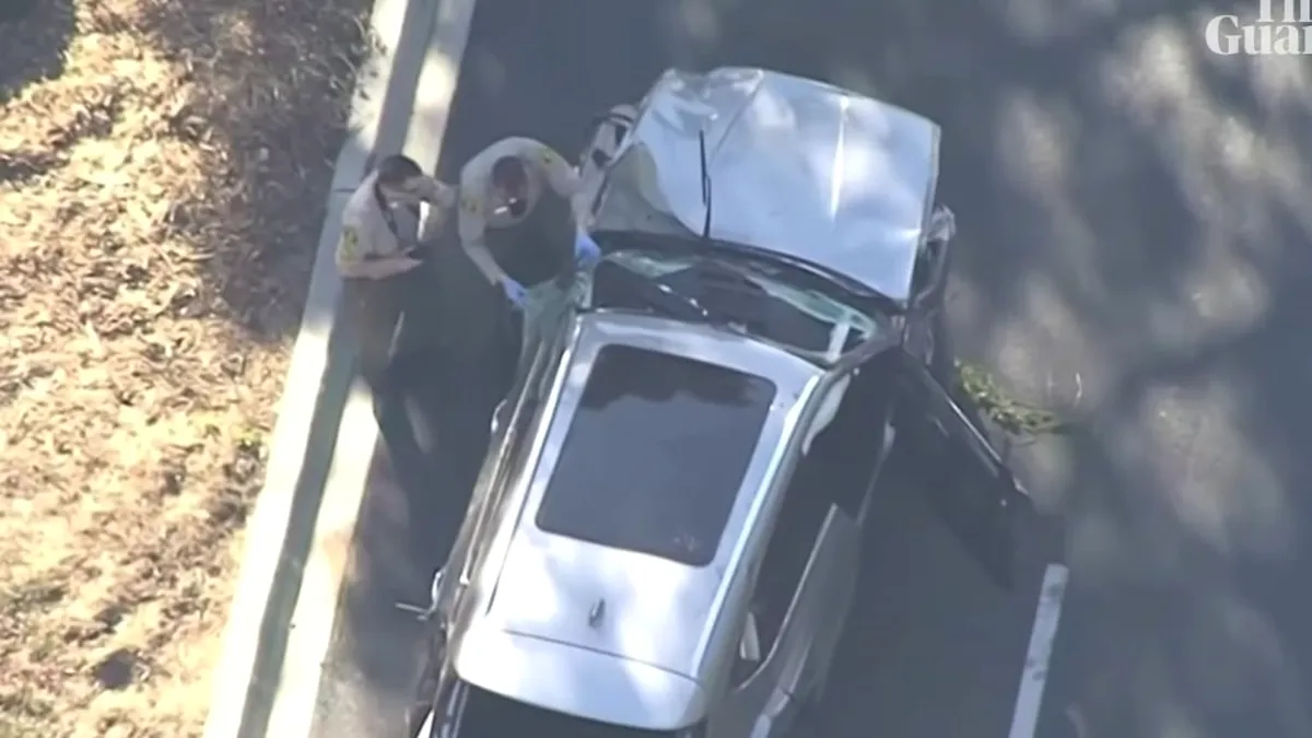 În ce hal arată SUV-ul de lux cu care Tiger Woods a avut accident - VIDEO