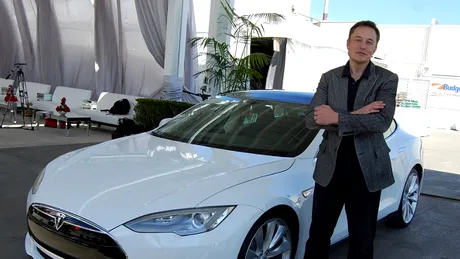 Elon Musk ajută Ucraina