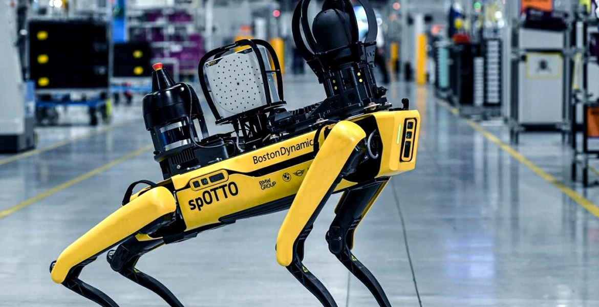 Câinele-robot care scanează producţia la uzina BMW