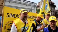 Protest al profesorilor în fața Ministerului Educației. Ei amenință să blocheze începutul de an școlar