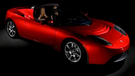 Tesla Roadster ajunge în Europa