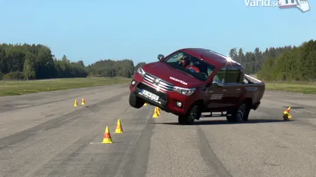 Cea mai mare Toyota are o bubă cît ea de mare [VIDEO]