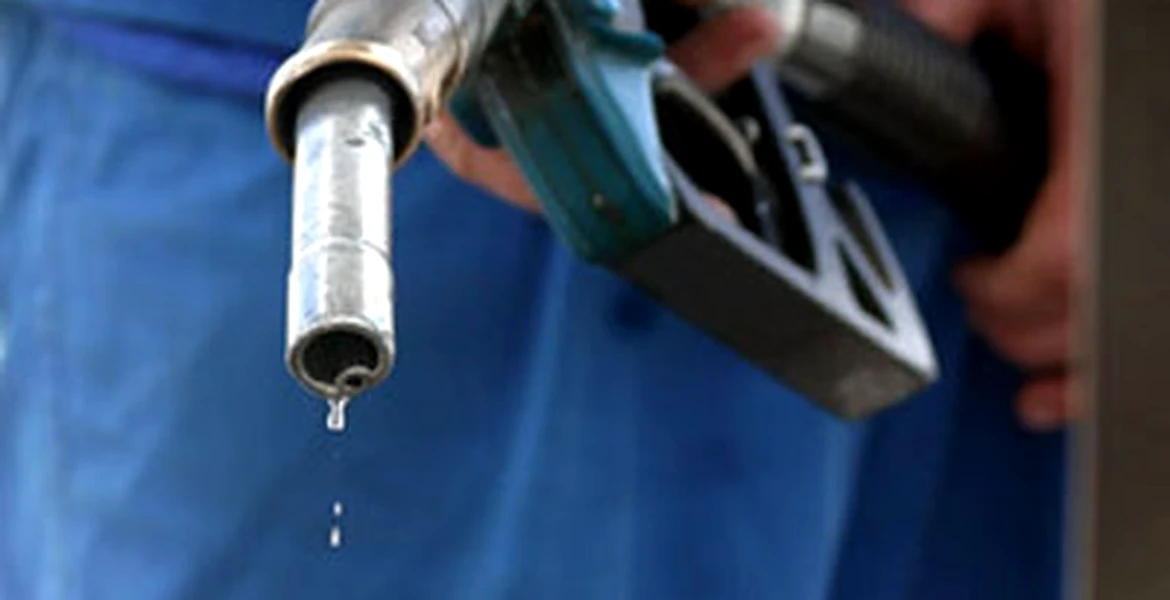 Prețul benzinei și al motorinei va crește de 3 ori mai mult decât era așteptat. Guvernul a decis noile accize
