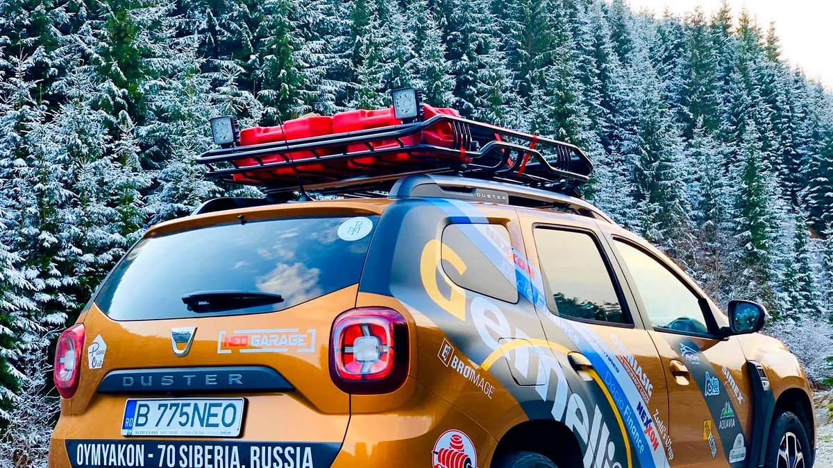 Doi români pleacă în Siberia cu o Dacia Duster. Au mai fost cu un Logan