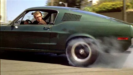 Recomandări de filme clasice, în care automobilele joacă un rol central, pe care să le vezi în weekend