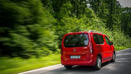 Test drive Opel Combo Life 1.5 Innovation - Orice e posibil - GALERIE FOTO
