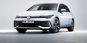 Volkswagen ar putea muta producția lui Golf în Mexic