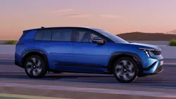 Prețuri pentru Skoda Peaq în România. Noul rival pentru Kia EV9 și Hyundai Ioniq 9 are 300 CP poate parcurge 610 KM
