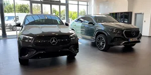 Video – Mercedes-Benz GLE Coupé facelift 2026 vs modelul precedent. Cele 3 diferențe care se observă imediat